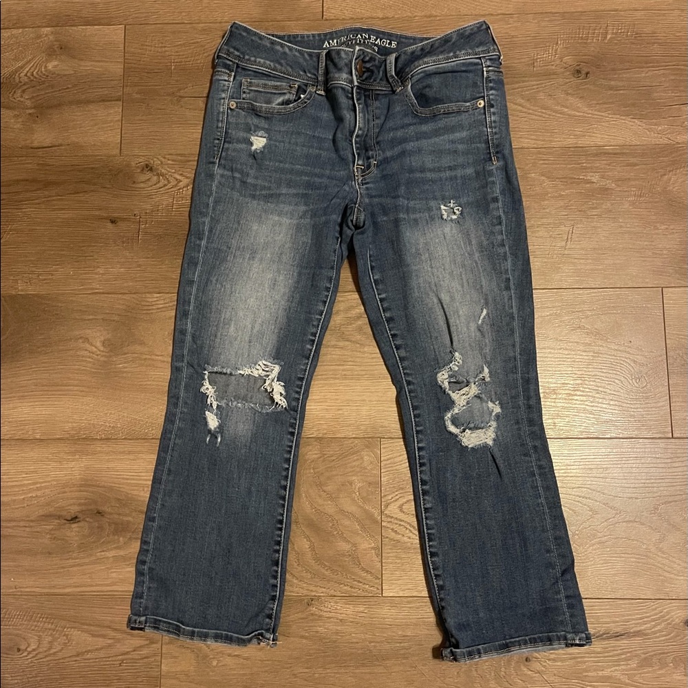 American eagle destructed crop jeans